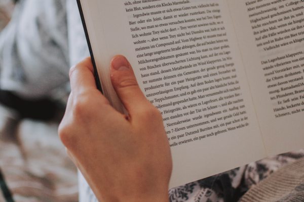 4 astuces pour lire plus vite sans se déconcentrer